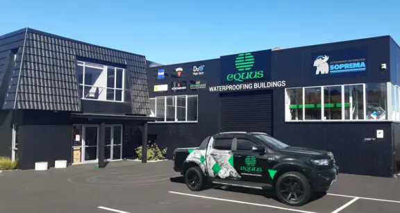 Northern Office1 with equus car ret small