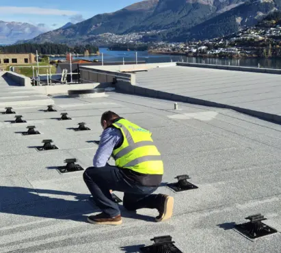 Adamson soprasolar inspect