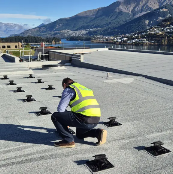Adamson soprasolar inspect