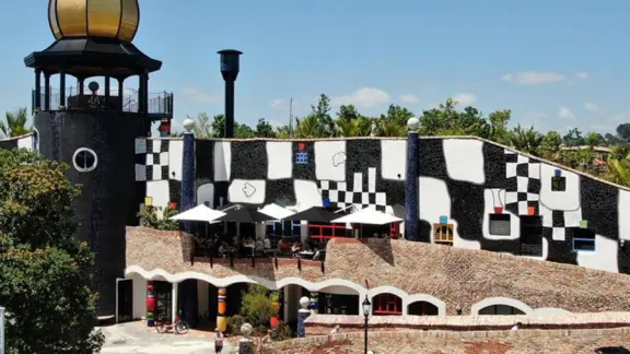 hundertwasser9crop-scaled